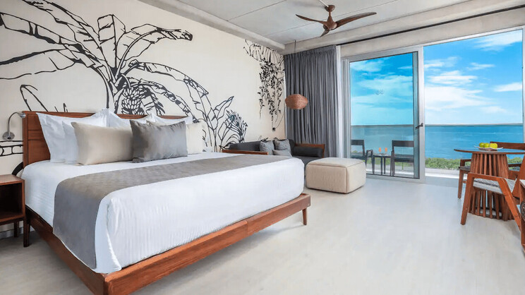 Junior Deluxe Suite Bay View 